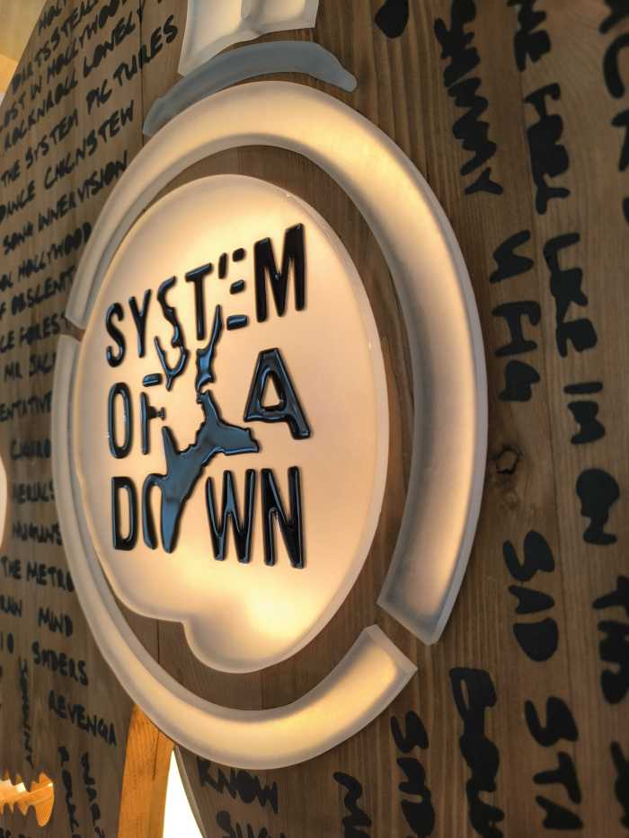 Enseigne lumineuse "Systeme of a down"