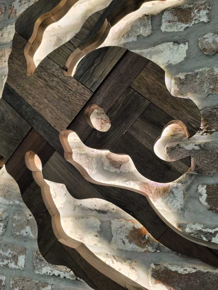 Enseigne lumineuse et découpe sur-mesure